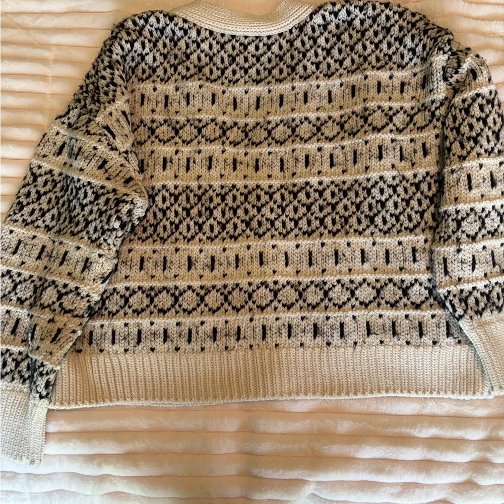 Zara Cream and Black Patterned V-Neck Cardigan - Picture 2 of 3